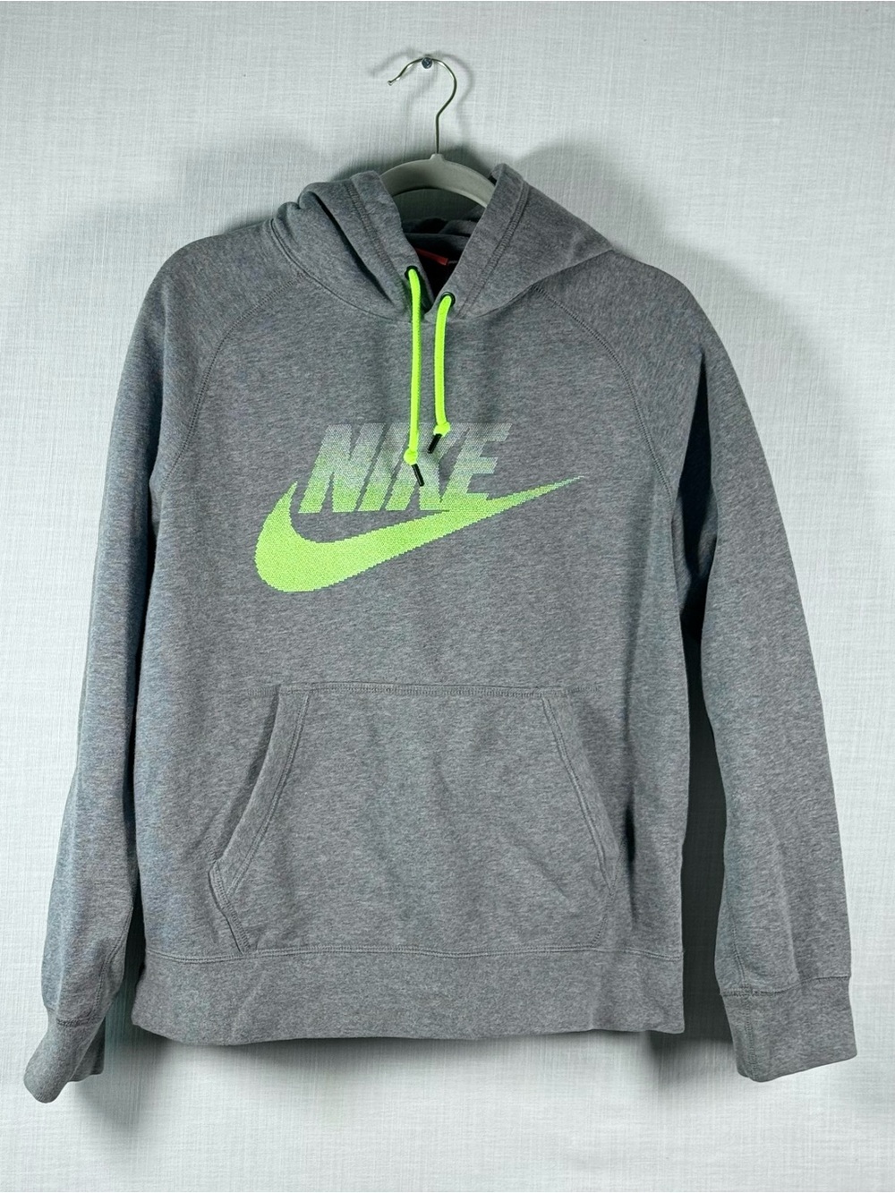 Nike Gray Neon Green Logo Pullover Hoodie Sweatshirt Size M